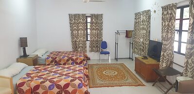 Mri Homestay Sg Buloh - Studio Unit With Chargeable Private Pool