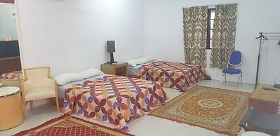 Mri Homestay Sg Buloh - Studio Unit With Chargeable Private Pool