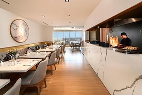 Two-bedrooms, Oakwood Apartments Pik Jakarta