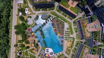 Three-bedrooms, Oakwood Apartments Pik Jakarta