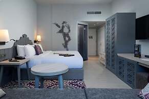 Hard Rock Hotel Bali - Spacious Deluxe Room