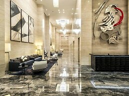 Two-bedroom Executive Serviced Apartment Oakwood Suites La Maison