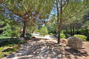 Fantastic Outdoor Area, Private Pool, Tennis Court & Golf Practice Fac