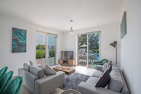 Villa Po490b, Modern 5bdr Protaras Villa With Pool, Close to the Beach