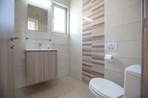 Villa Po490b, Modern 5bdr Protaras Villa With Pool, Close to the Beach