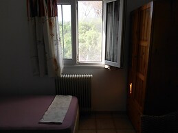 Toms House 4 in Felekas