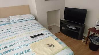 Room-family Room Sleeps 3 With 1 Double