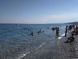 Beautiful and Clean Apartment Close to Taormina