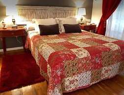 Villa Of Cedars Spirit, Garden Pool