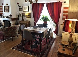 Villa Of Cedars Spirit, Garden Pool