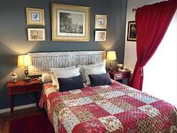 Villa Of Cedars Spirit, Garden Pool