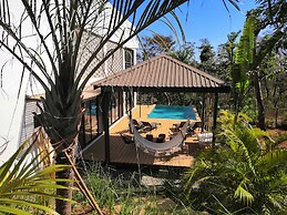 Casa Crucero Verde a Cruise on the Jungle 5 mn Walk to the Beach and T