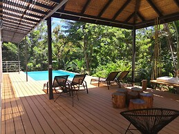 Casa Crucero Verde a Cruise on the Jungle 5 mn Walk to the Beach and T