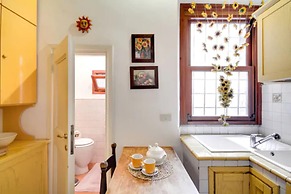 Panth&home Charming Accomodation Just one Block From Pantheon