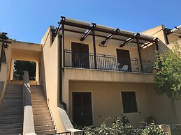 Orange Apartment 100 Meters From The Sea