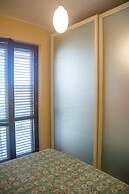 Orange Apartment 100 Meters From The Sea