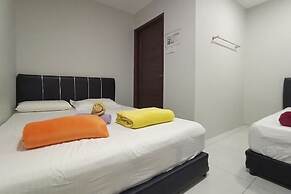 OYO HOME 90261 Hom2rex Kuching Homestay
