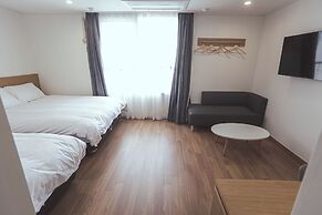 Kenny Stay Jeju Mosulpo - Hotel Kenny