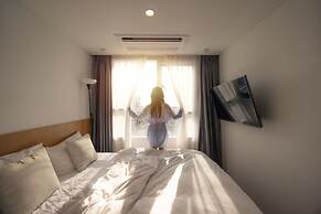 Kenny Stay Jeju Mosulpo - Hotel Kenny