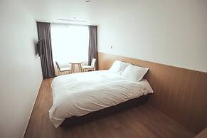 Kenny Stay Jeju Mosulpo - Hotel Kenny