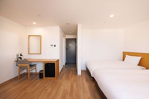 Kenny Stay Jeju Mosulpo - Hotel Kenny