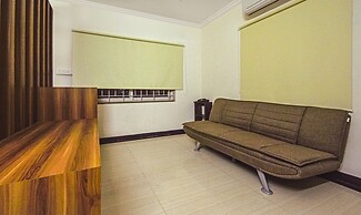 Treebo Samhaar Residency Thoraipakkam