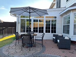 Discount Included! Newly Renovated Home With Spacious Interior & Backy