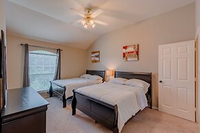 Discount Included! Newly Renovated Home With Spacious Interior & Backy