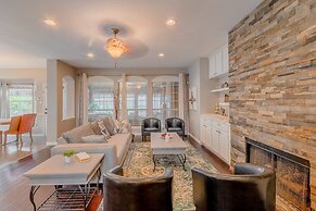 Discount Included! Newly Renovated Home With Spacious Interior & Backy