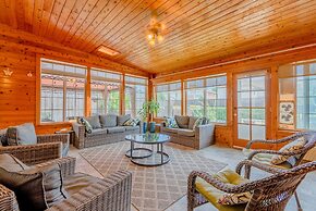 Discount Included! Newly Renovated Home With Spacious Interior & Backy