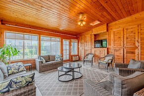 Discount Included! Newly Renovated Home With Spacious Interior & Backy