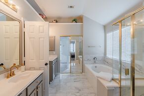 Discount Included! Newly Renovated Home With Spacious Interior & Backy