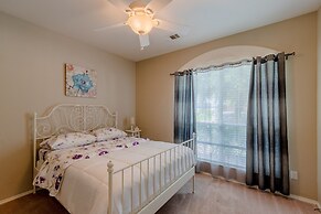 Discount Included! Newly Renovated Home With Spacious Interior & Backy