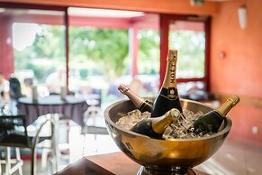 Ambotel La Tourmaline