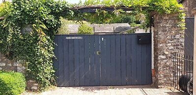 Monkton Court House B&B