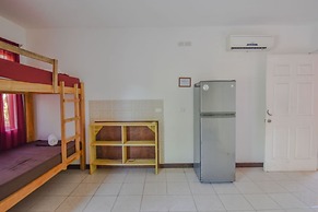 Tramonto ROJO Santa Teresa Guest House