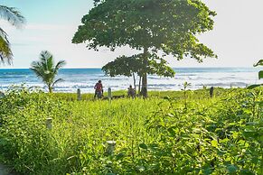 Tramonto ROJO Santa Teresa Guest House