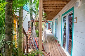 Tramonto ROJO Santa Teresa Guest House