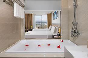 Miracle Luxury Hotel