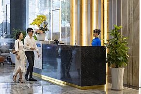 Miracle Luxury Hotel