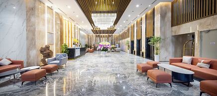 Miracle Luxury Hotel