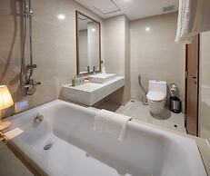 Miracle Luxury Hotel