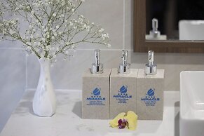 Miracle Luxury Hotel