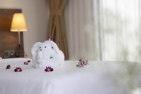 Miracle Luxury Hotel