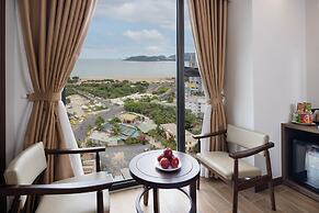 Miracle Luxury Hotel