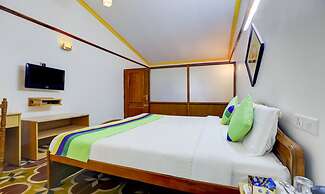 Treebo Atithi Bhavan, 1 Km From Ooty Lake