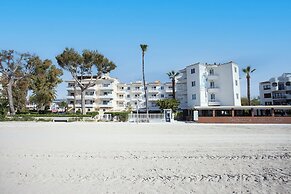 Sand Beach Apartments