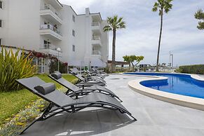 Sand Beach Apartments