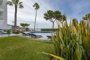 Sand Beach Apartments