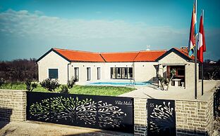 Villa Mala